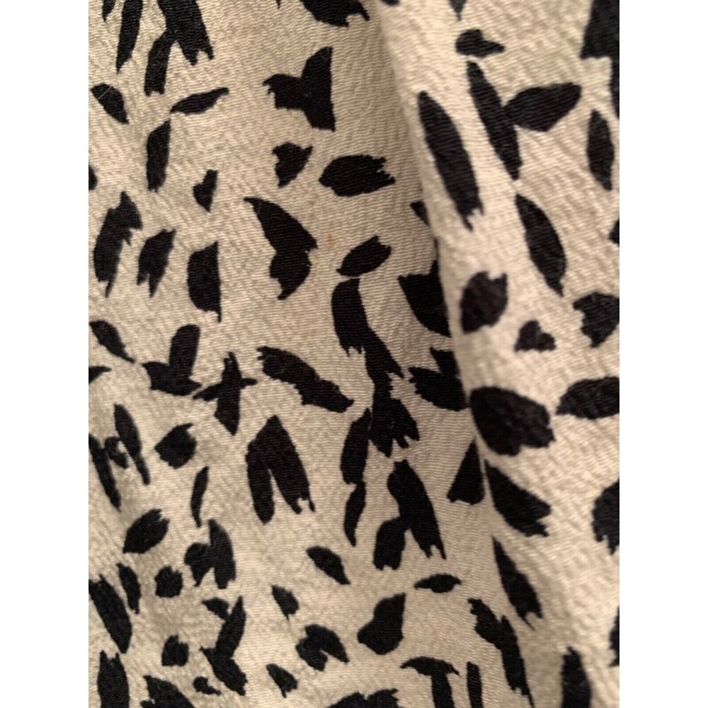 Line & Dot Women Blouse Sz M Black/White Spotted Modern Flutter Slv Off-Shoulder - Picture 4 of 8